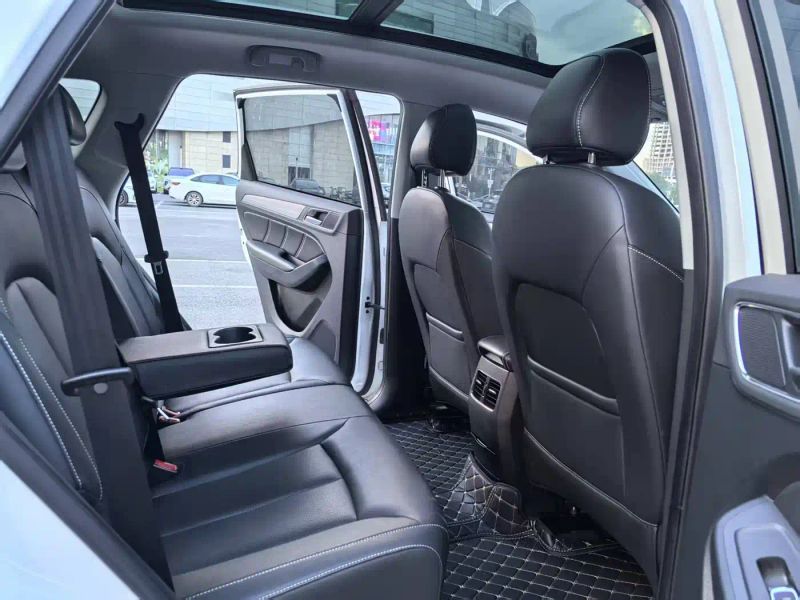 Roewe rx5