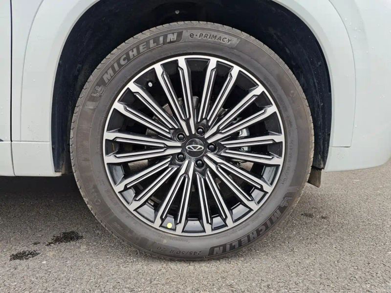 cher tiggo9