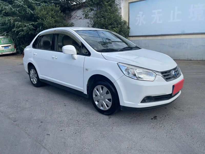 Venucia d50