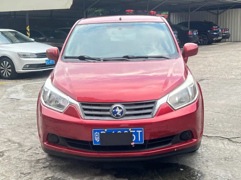Venucia r50