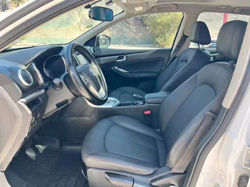 Venucia t70