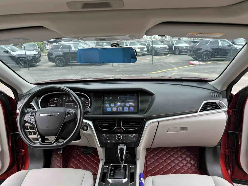 Venucia t90