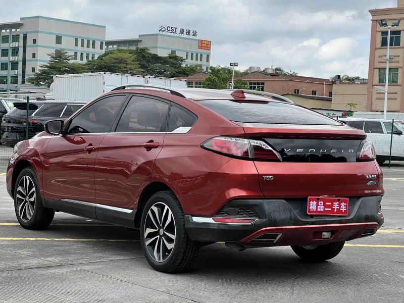 Venucia t90