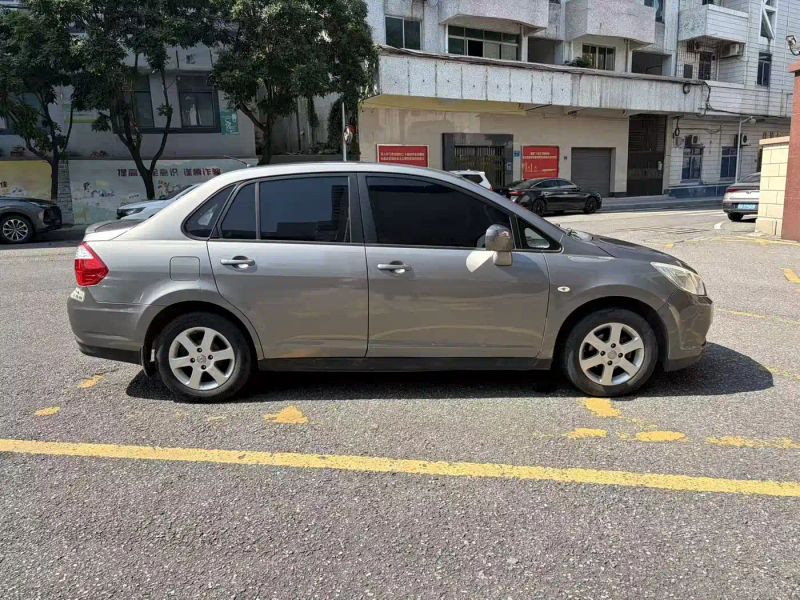 Venucia d50
