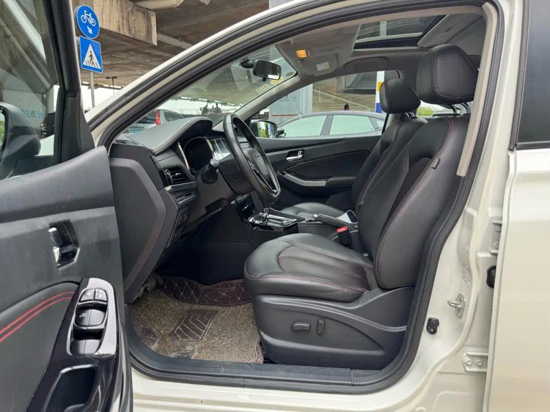 Venucia t70