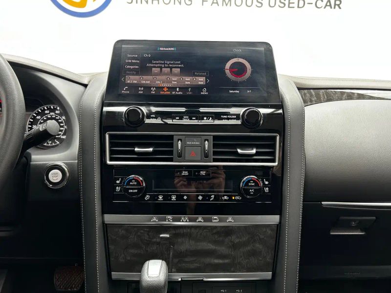Nissan armada