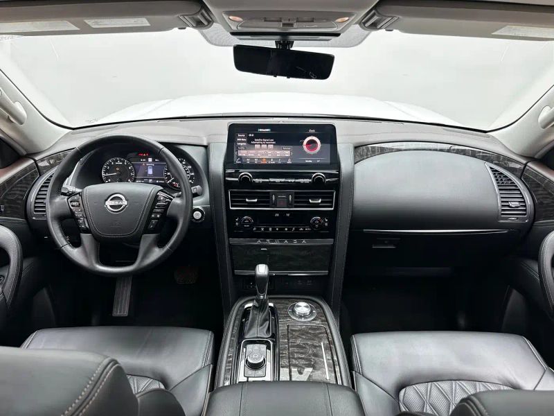 Nissan armada