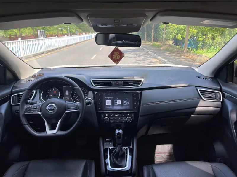 Nissan qashqai