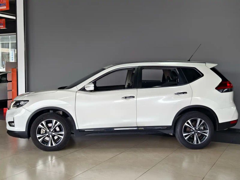 Nissan qijun