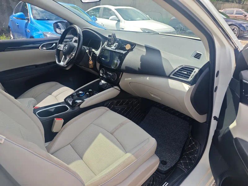 Nissan pure-electric