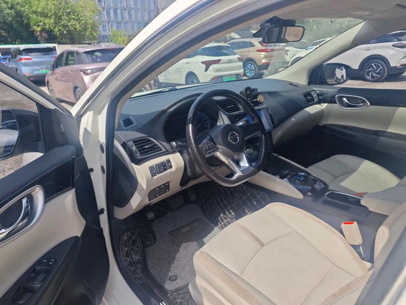 Nissan pure-electric