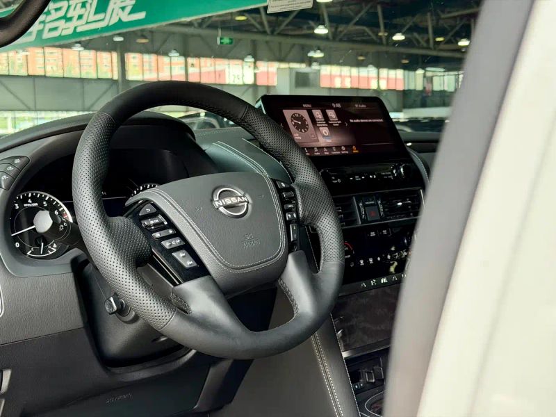 Nissan armada