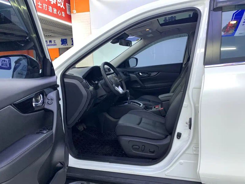 Nissan qijun