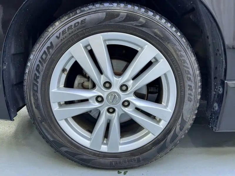 Nissan quest