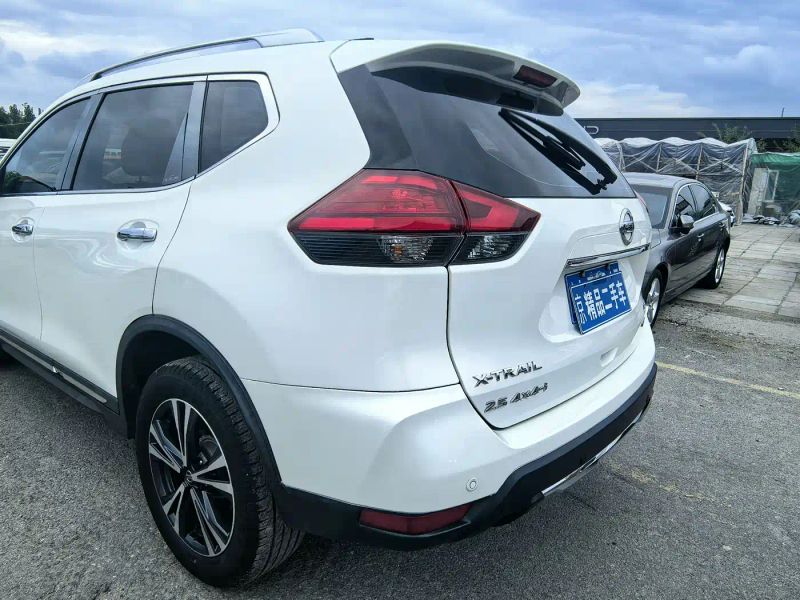 Nissan qijun