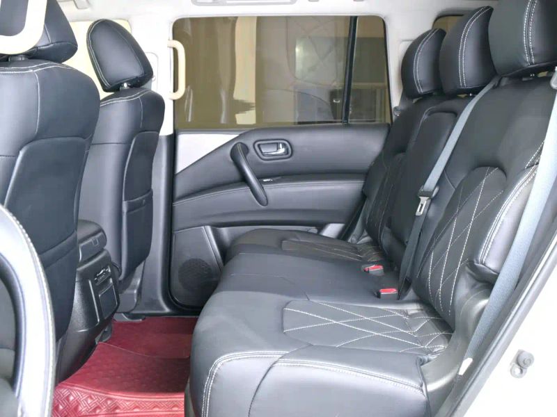 Nissan y62