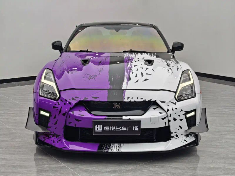 Nissan GT-R