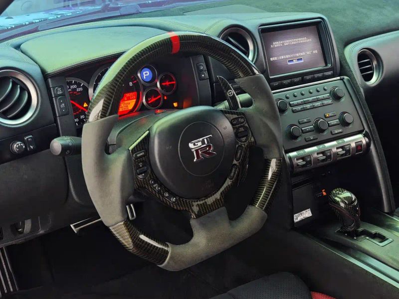 Nissan GT-R