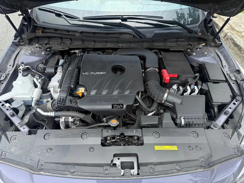 Nissan altima