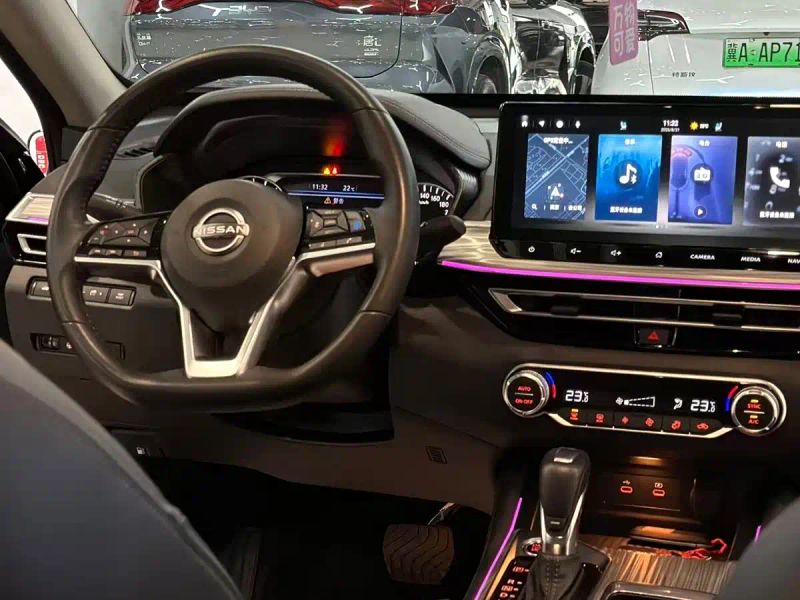 Nissan altima