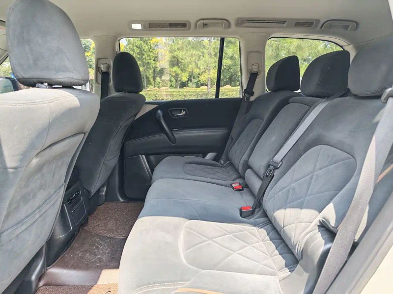 Nissan y62