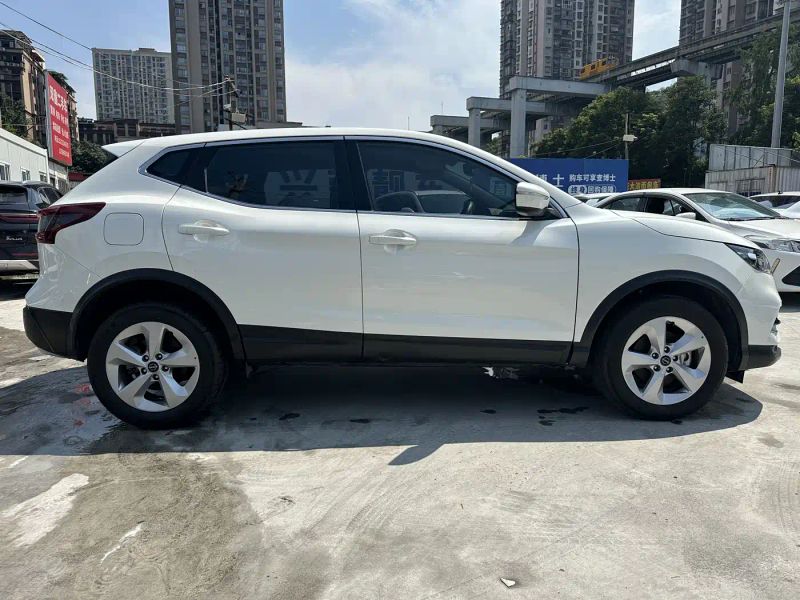 Nissan qashqai