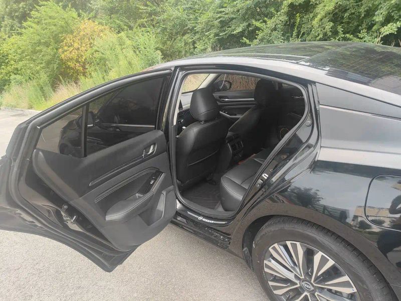 Nissan altima