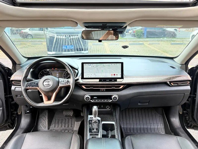 Nissan altima