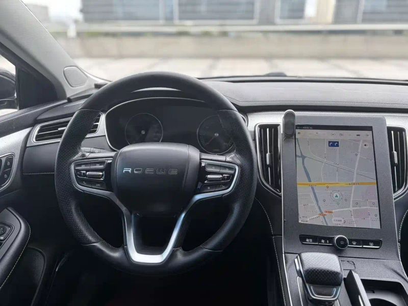 Roewe i6-max