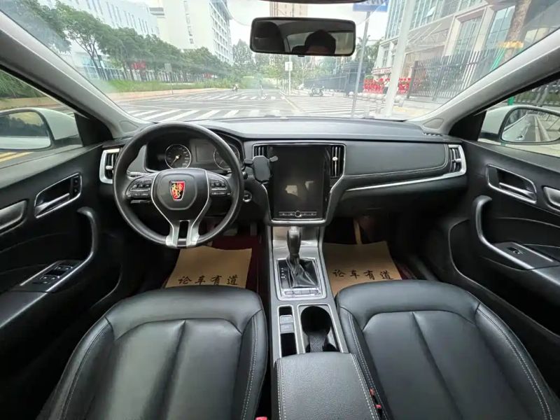 Roewe i6