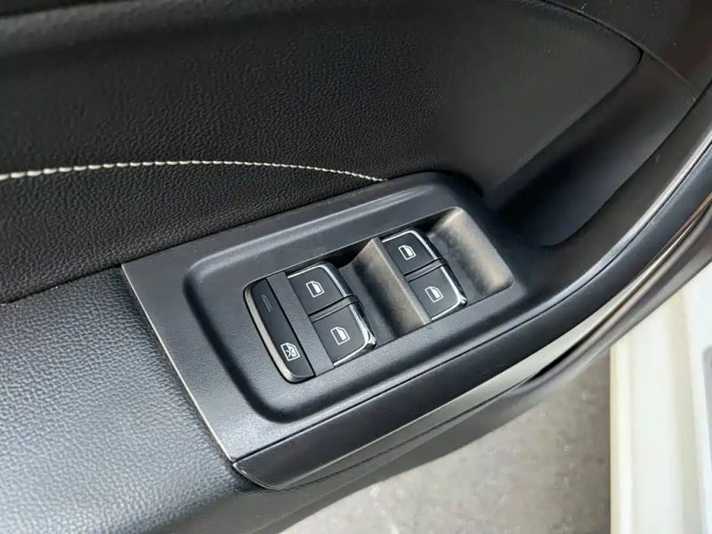 Roewe i6
