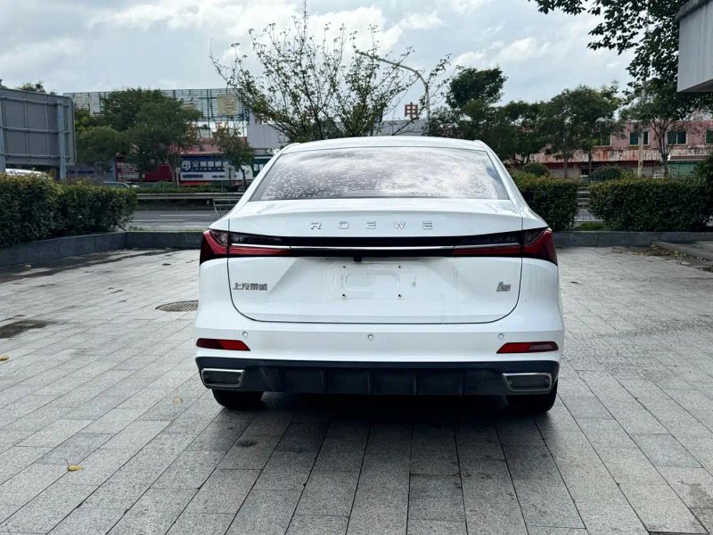 Roewe i5