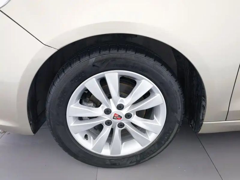 Roewe 360