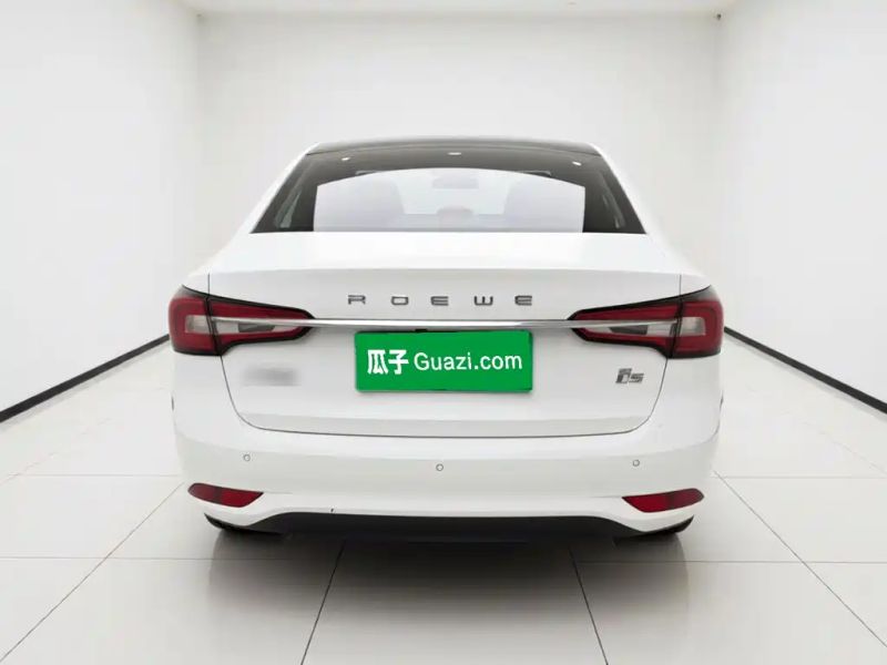 Roewe i5