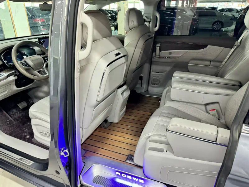 Roewe imax8