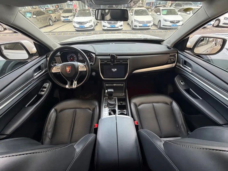 Roewe rx8