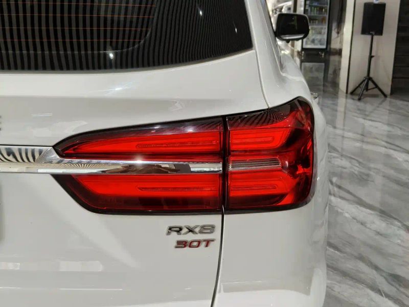 Roewe rx8