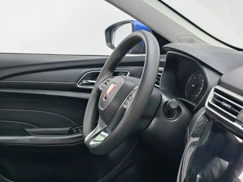 Roewe i5