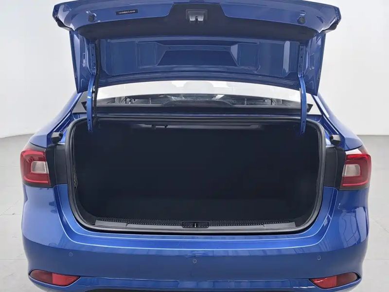 Roewe i5