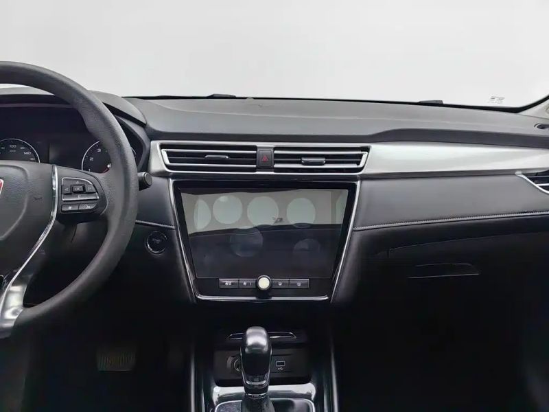 Roewe i5