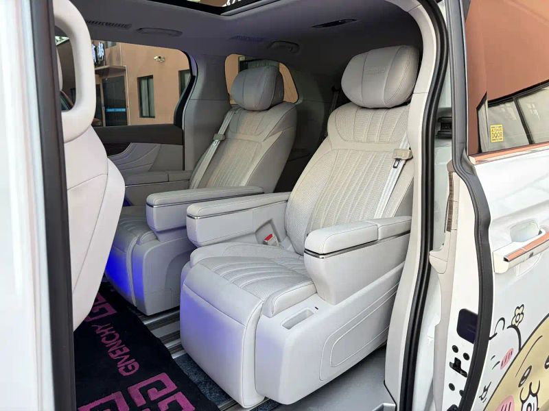 Roewe imax8