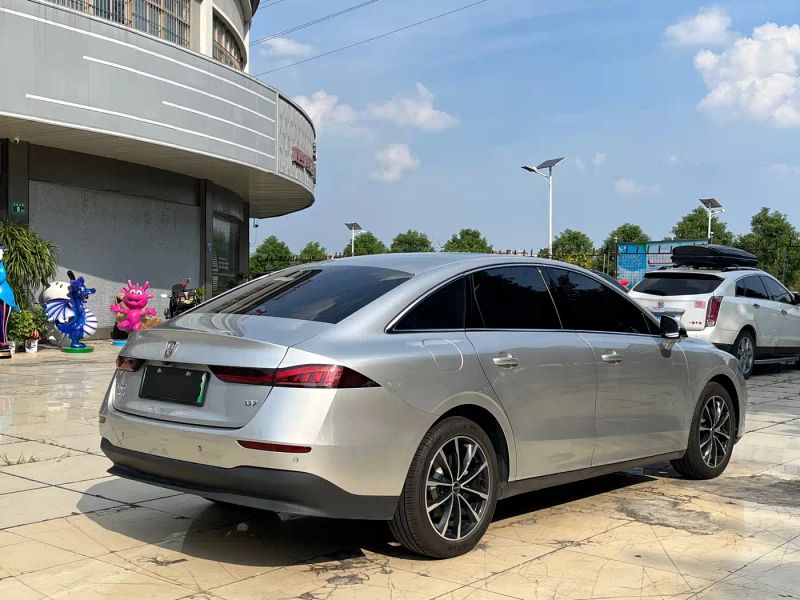 Roewe d7