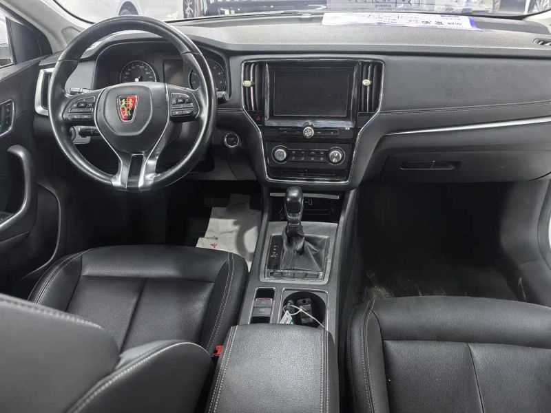 Roewe i6