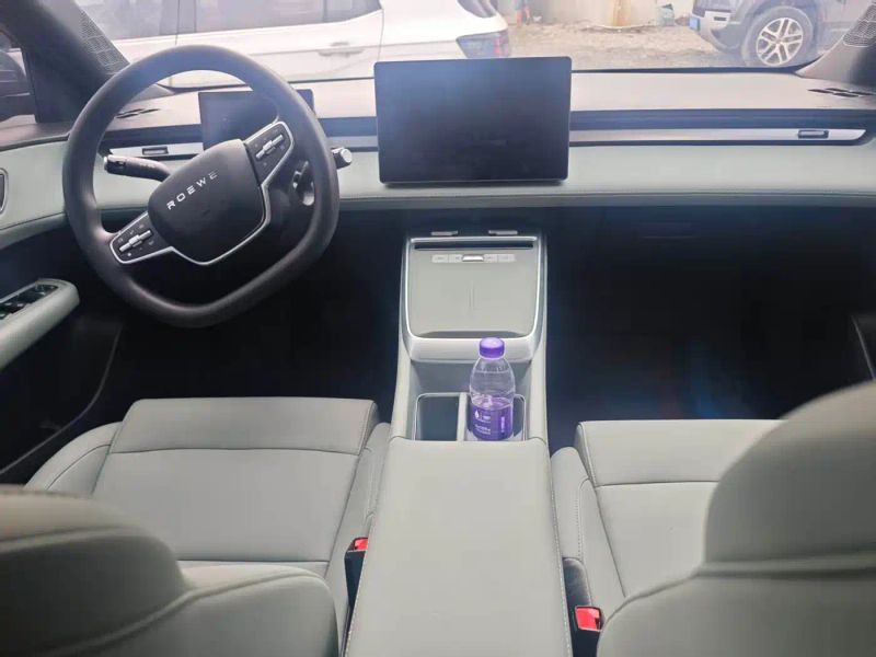 Roewe d6