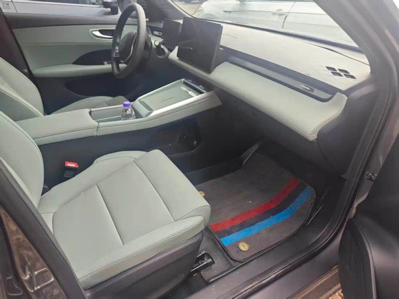 Roewe d6