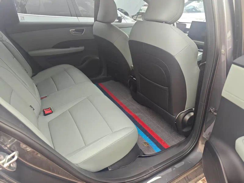Roewe d6
