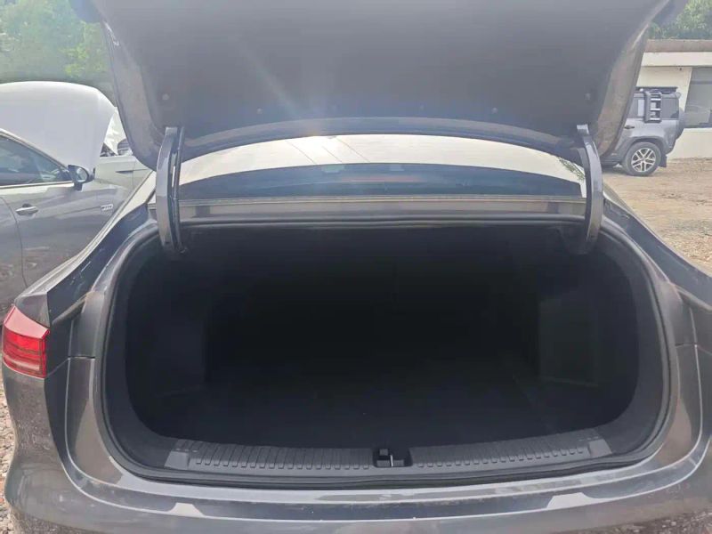 Roewe d6