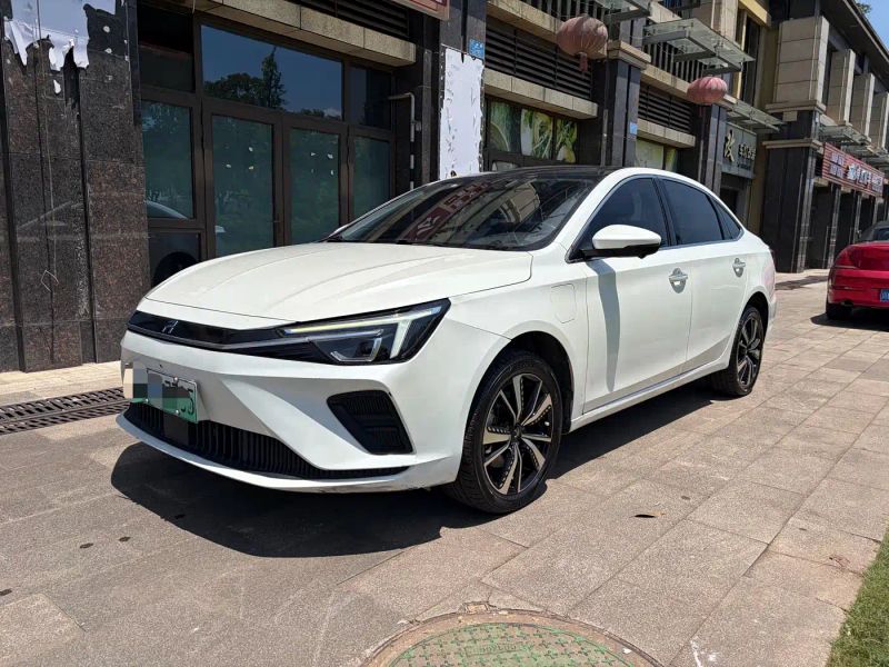 Roewe er6
