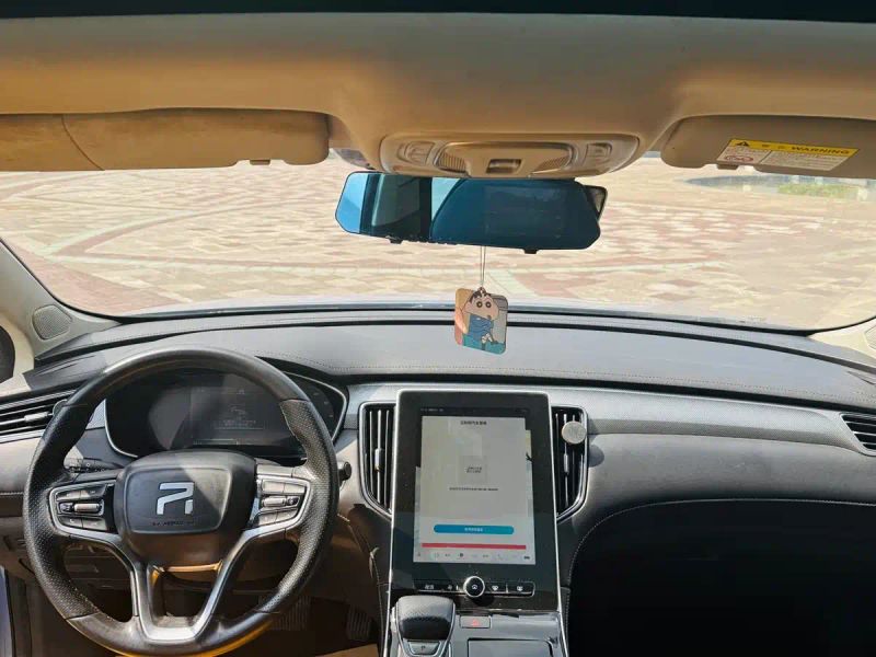 Roewe er6