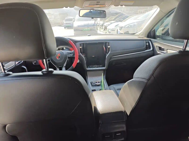 Roewe i6